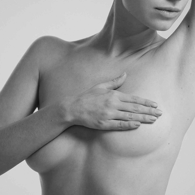 Как уменьшить грудь и не навредить себе